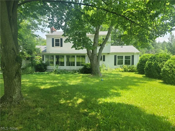 2580 N Revere Rd, Akron, OH 44333