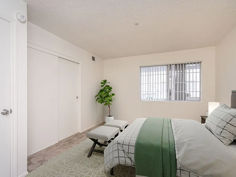 Liv 1621 Apartments — Photo 58