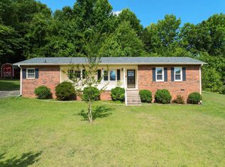 580 Hawthorne Ave, Woodruff, SC 29388