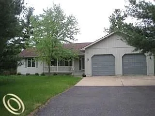 480 Granger Rd photo 1