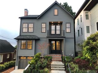 2617 W Boston St, Seattle, WA 98199