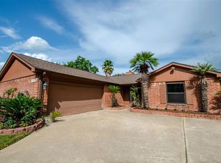 11610 Breezy Knoll Dr, Houston, TX 77064