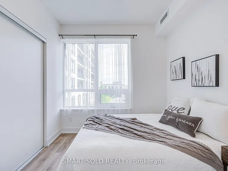 268 Buchanan Dr #305W — Photo 13