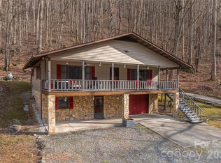 3415 Conleys Creek Rd, Whittier, NC 28789