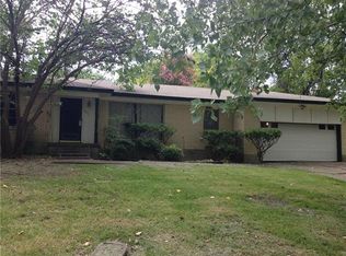 1215 Northwood Dr, Commerce, TX 75428