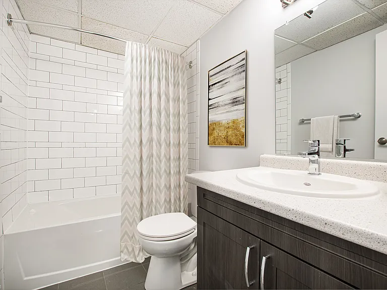 2737 Kipling Ave — Photo 5
