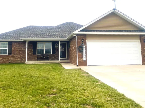 1304 E 476th Road, Bolivar, MO 65613