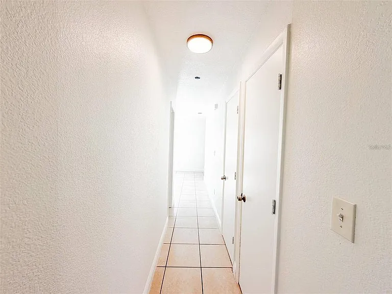 407 W Bella Vista St — Photo 13