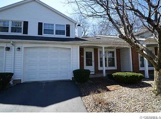 60 Old Stone Ln, Rochester, NY 14615