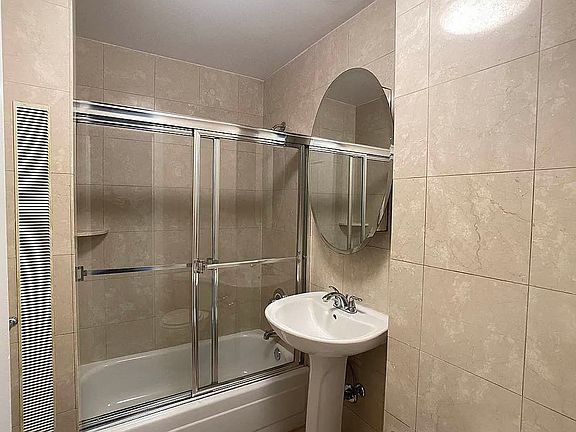 5th image of 240 W 73rd St APT 1204