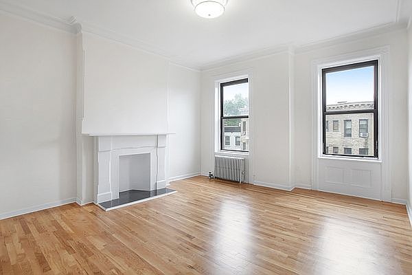 1st image of 157 Garfield Pl APT 2