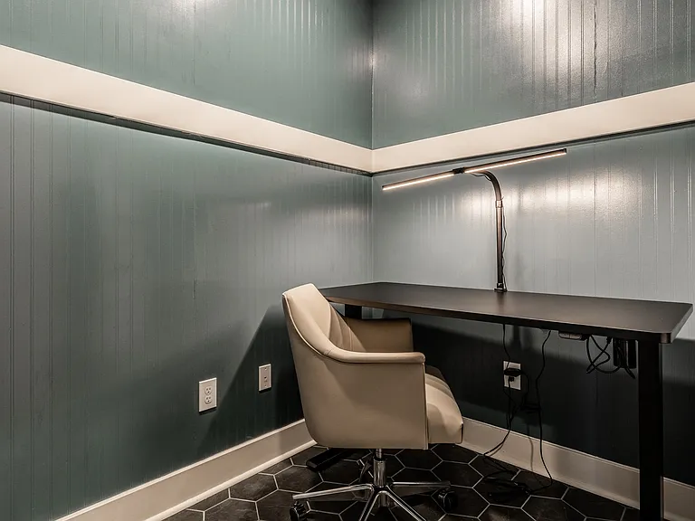 1411 Fairfax Manor Dr — Photo 52