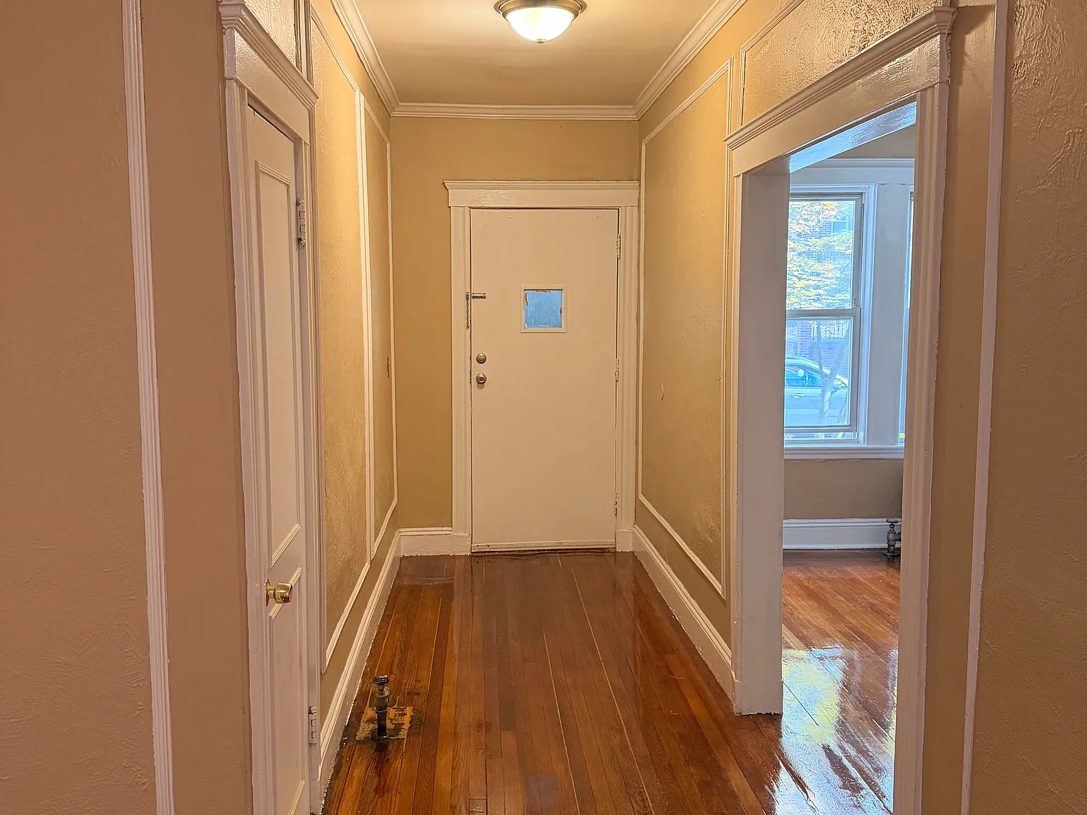 3 bed, $3,400 — Photo 1