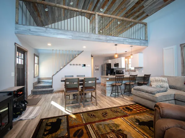 21650 Finch Loop, Osakis, MN 56360