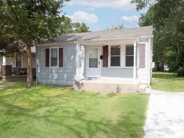 1925 W Atlantic Street, Springfield, MO 65803