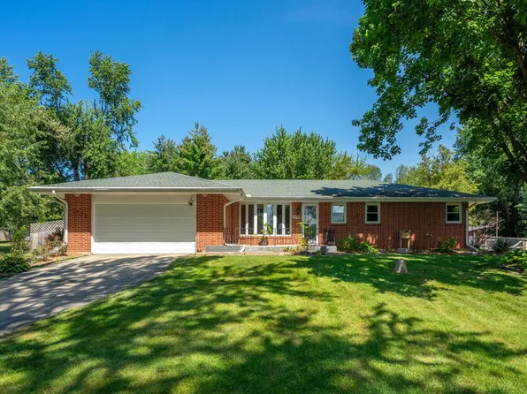 5825 Tipple Rd, Rockford, IL 61102