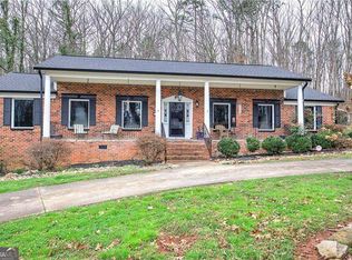 10 Oriole Dr, Cartersville, GA 30121