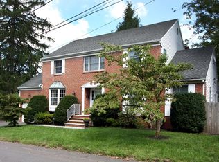 17 Porter St, Edison, NJ 08817