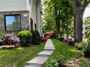 2 Hollyhock Rd #4C, Wilton, CT 06897