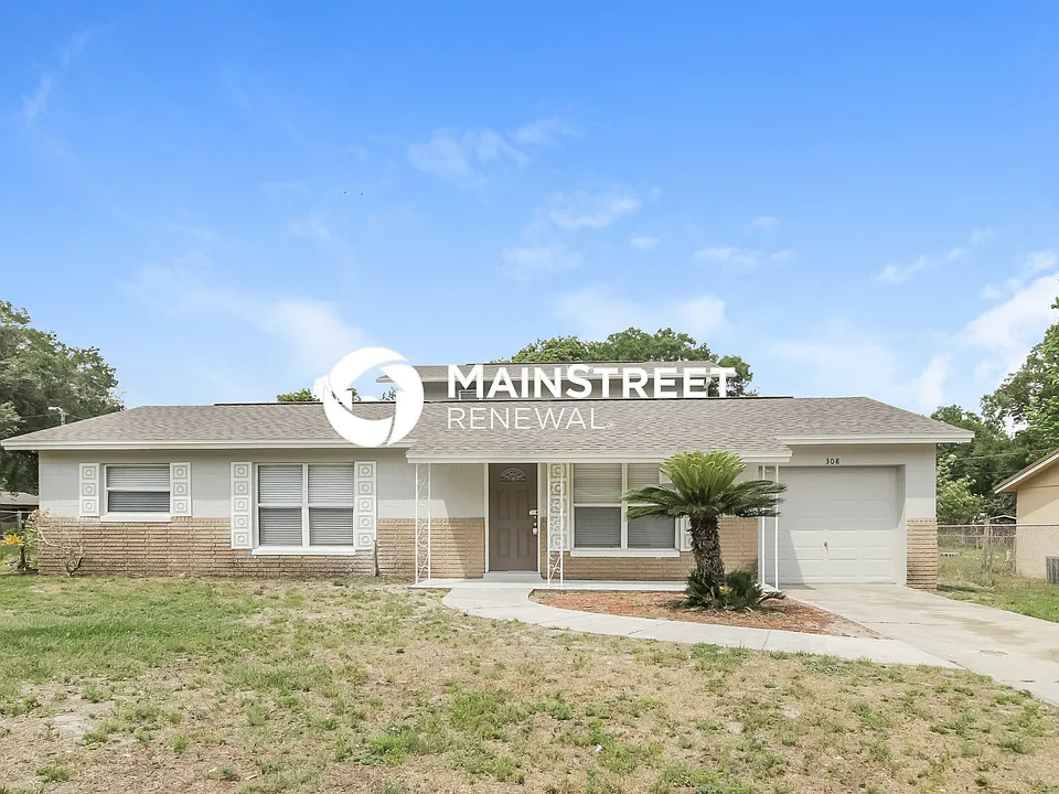 308 Adrienne Dr