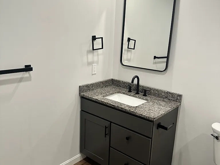 211 Main St #105 — Photo 3