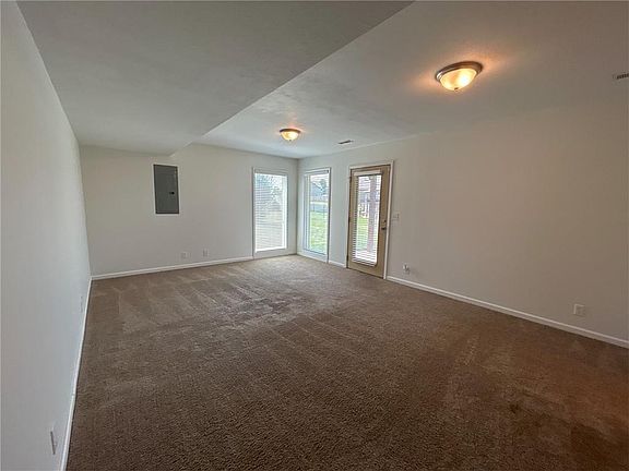 5th image of 11022 Cleveland Ave