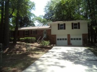5186 Edgemoor Cir, Norcross, GA 30071