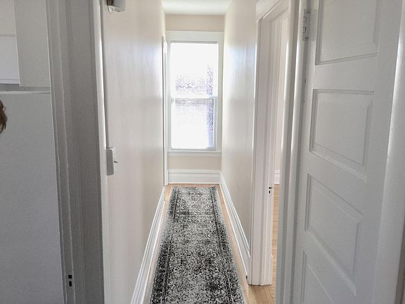 3rd image of 1117 N Harlem Ave