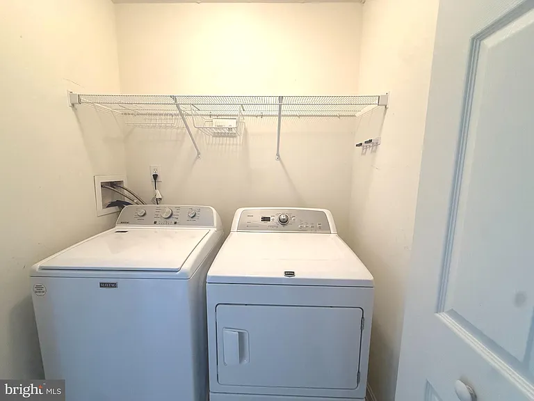232 Morlatt Ln — Photo 13