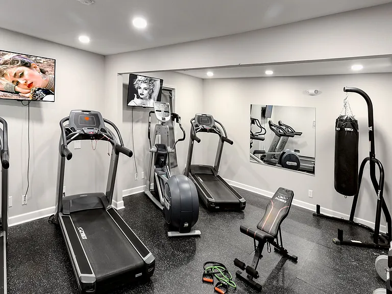 The Vibe at 8035 Apartments — Photo 61