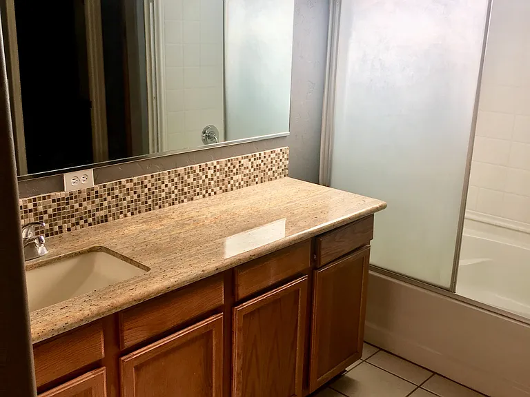 100 N Desert Stream Dr — Photo 3