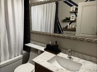 50 Absolute Ave #2707, Mississauga, ON