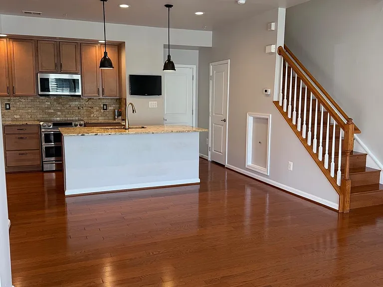 910 Hall Station Dr #106 — Photo 5