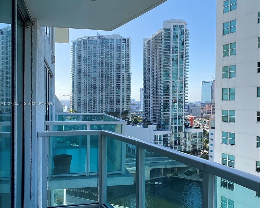 1st image of 41 SE 5th St APT 1109