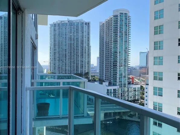 41 SE 5th St, Miami, FL