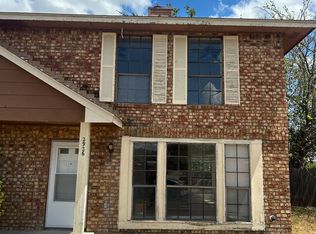 2926 Stonycroft Dr, Lancaster, TX 75134