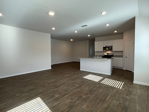 5th image of 13808 Bothwell Pl