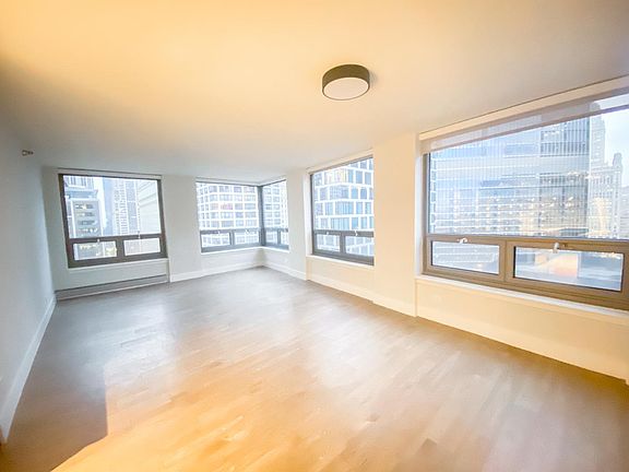 4th image of 440 N Wabash Ave APT 2809