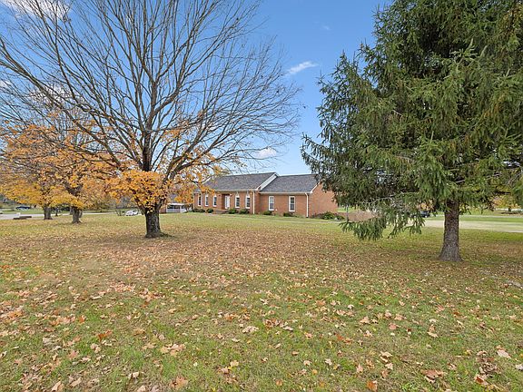 2nd image of 701 Langford Ct