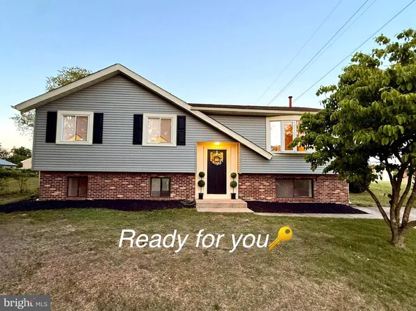 10 Windy Dr, Blackwood, NJ 08012