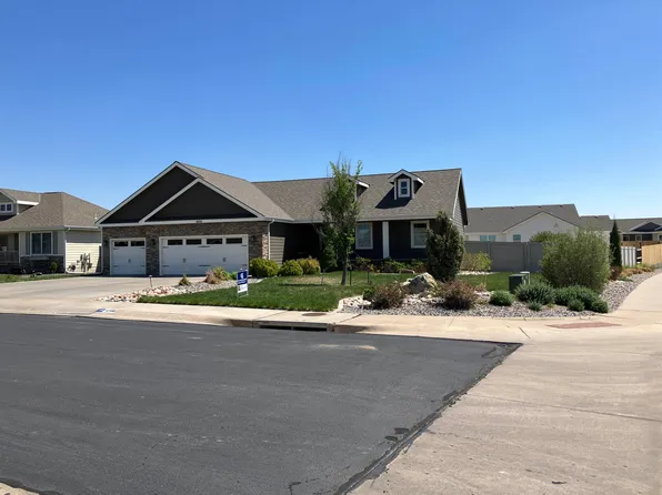 4500 Vista Dr, Hays, KS 67601