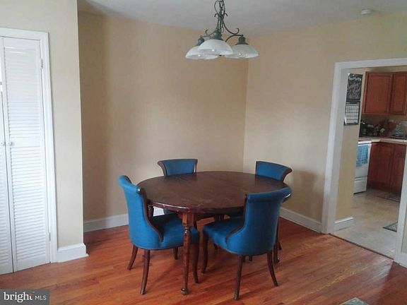 4th image of 15 Cooper Ave