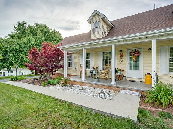 5th image of 33307 Graceland Ln