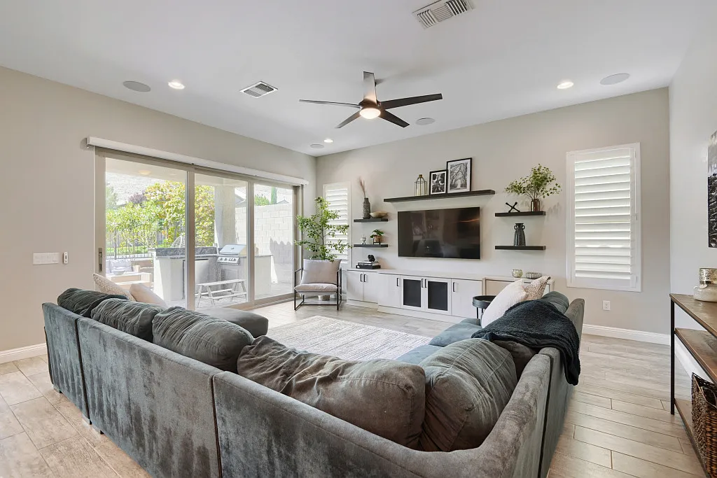 4 bed, 3069 sqft, $4,200 — Photo 4