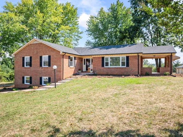 11207 E Lynchburg Salem Tpke, Forest, VA 24551