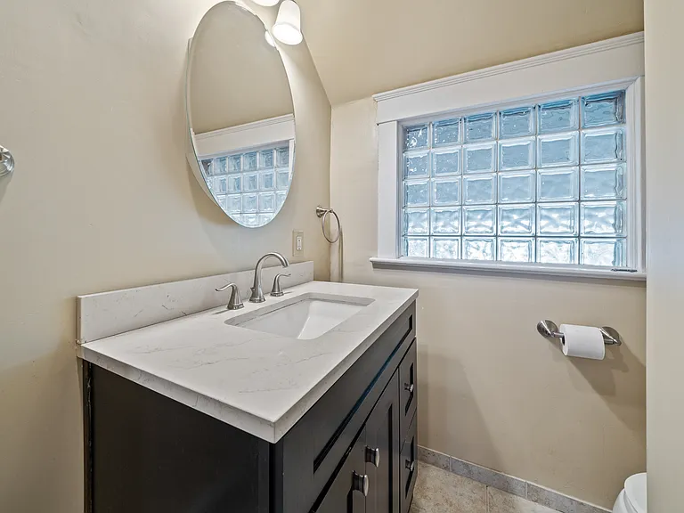 4016 Clark Ave — Photo 14