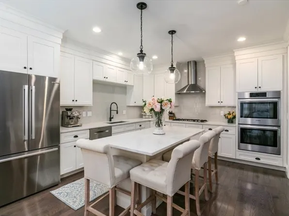 21 Bailey Pond Ln #21, Amesbury, MA 01913