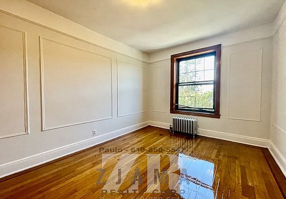 4th image of 558 11th St #A4