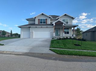 20412 W 80th St, Shawnee, KS 66218
