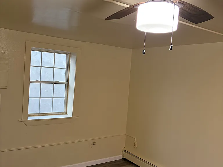 4 Mill St #6 — Photo 3